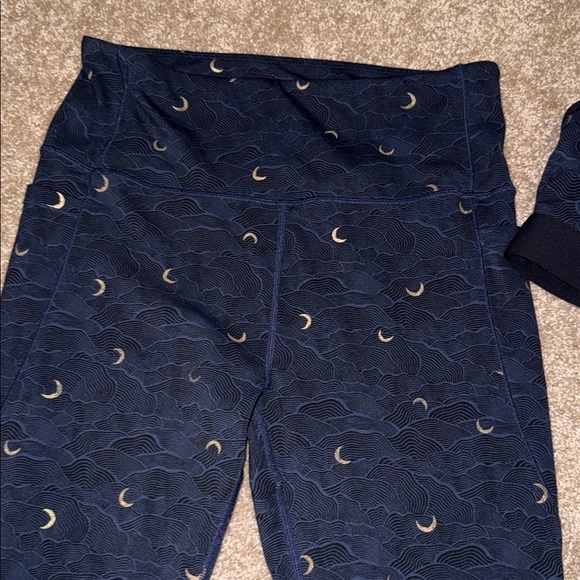 ZYIA Navy Gold Moon Terrance Luxe Bra and Matching Leggings Set. B10 - Picture 6 of 8